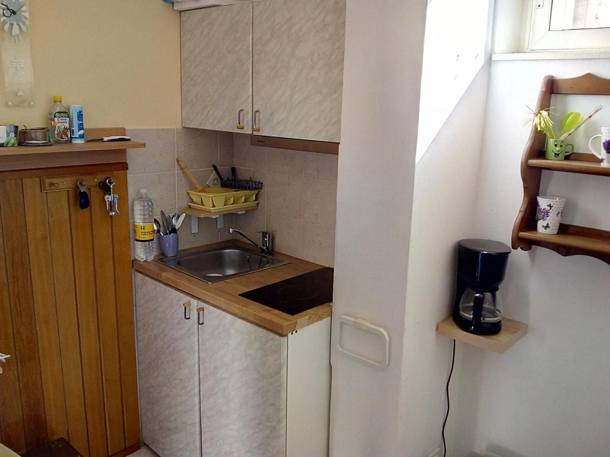 Lemon Apartment